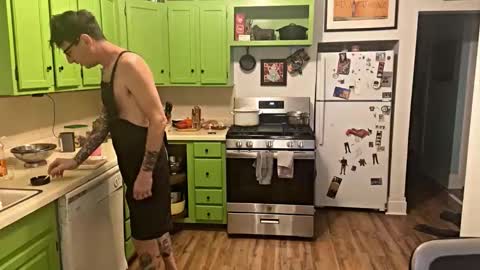 Snapshot of bnczuperzexy chatting on December 2025 05:38:02 AM ZuperZexyZounds online show from December 2025 05:38:02 AM