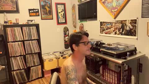 Snapshot of bnczuperzexy chatting on February 2026 05:28:02 AM ZuperZexyZounds online show from February 2026 05:28:02 AM