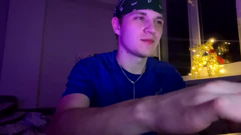 Snapshot of bob_bucks chatting on February 2026 09:13:01 PM bob_bucks online show from February 2026 09:13:01 PM