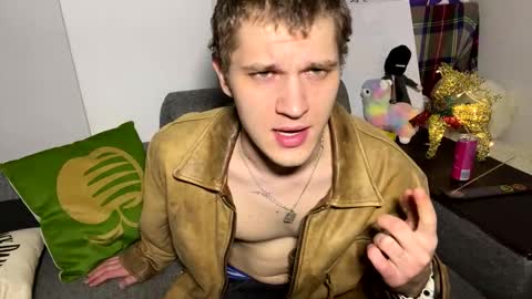 Snapshot of bob_bucks chatting on February 2026 04:47:02 PM bob_bucks online show from February 2026 04:47:02 PM