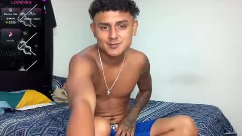 Bob  INDEPENDENT MODEL online show from May 2026 06:25:01 PM