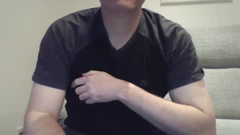 Snapshot of bobby_113 chatting on January 2025 01:20:02 PM bobby_113 online show from January 2025 01:20:02 PM