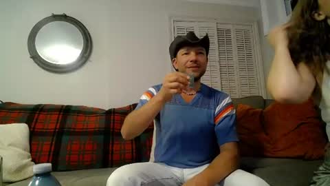 Snapshot of bobbyandsadie chatting on June 2026 04:02:02 AM Bobby and Sadie online show from June 2026 04:02:02 AM
