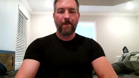 Bobchmw online show from May 2026 01:22:02 AM