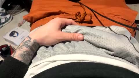 bobdillon401 online show from February 2026 06:32:02 AM