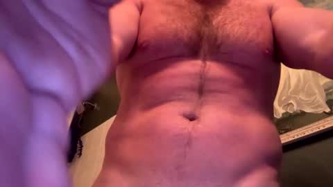 Snapshot of bodukes3233 chatting on October 2025 08:21:02 PM Swingingdong online show from October 2025 08:21:02 PM