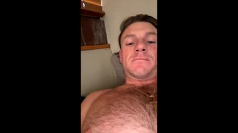 Snapshot of bodukes3233 chatting on February 2026 10:33:01 PM Swingingdong online show from February 2026 10:33:01 PM