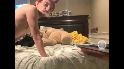 Snapshot of bodyyattiyatti chatting on December 2024 09:35:01 PM Sailorartemis online show from December 2024 09:35:01 PM