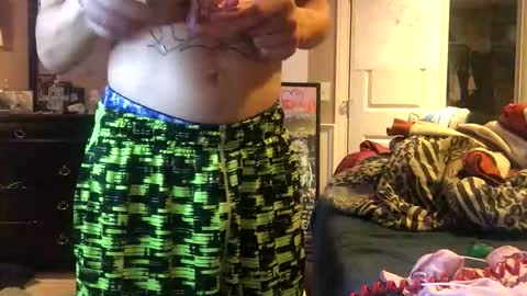 Snapshot of bodyyattiyatti chatting on October 2025 12:08:02 AM Sailorartemis online show from October 2025 12:08:02 AM