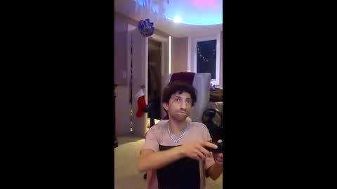 Snapshot of bodyyattiyatti chatting on December 2025 01:02:02 AM Sailorartemis online show from December 2025 01:02:02 AM