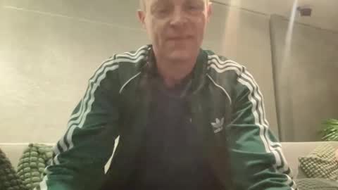 ask me online show from February 2025 10:21:01 PM