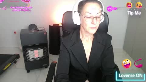 Ningifun couple online show from June 2026 06:25:02 PM