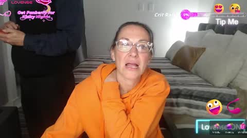 Ningifun couple online show from July 2026 06:28:01 PM