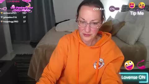 Ningifun couple online show from July 2026 06:20:01 PM