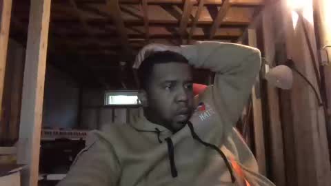 Snapshot of bogarcon234 chatting on October 2025 06:07:01 PM Bogarcon234 online show from October 2025 06:07:01 PM