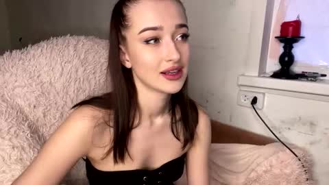 Snapshot of bohemia777 chatting on April 2026 01:52:02 PM bohemia777 online show from April 2026 01:52:02 PM