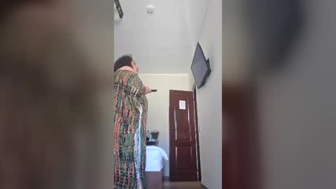 BohoBabeLaxy online show from July 2026 10:14:01 AM