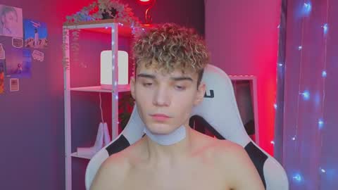 Snapshot of boicute chatting on February 2025 09:45:02 PM ALEXPVT IS OPEN online show from February 2025 09:45:02 PM