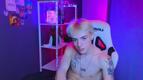 Snapshot of boicute chatting on February 2025 09:27:02 PM ALEXPVT IS OPEN online show from February 2025 09:27:02 PM