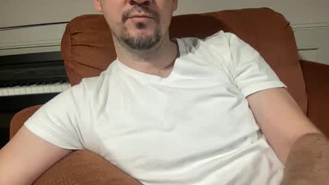 Snapshot of boludopeludo chatting on February 2025 05:40:02 AM edilsonrd online show from February 2025 05:40:02 AM