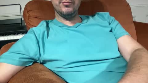 Snapshot of boludopeludo chatting on September 2025 03:43:02 AM edilsonrd online show from September 2025 03:43:02 AM