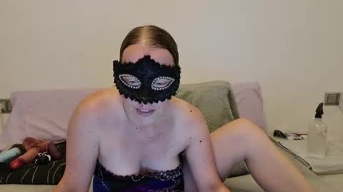 Snapshot of bonbonsitos_69 chatting on July 2026 09:51:02 AM Lucy online show from July 2026 09:51:02 AM