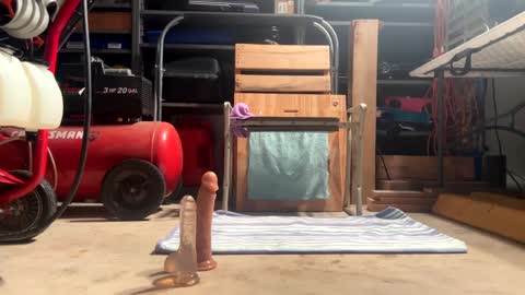 FRECKLES online show from January 2025 02:01:01 AM