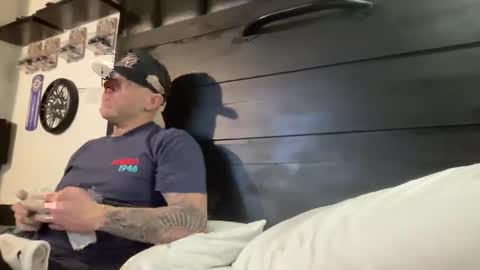 Snapshot of boner4you1994 chatting on February 2025 10:56:02 AM boner4you1994 online show from February 2025 10:56:02 AM