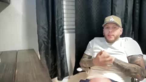 Snapshot of boner4you1994 chatting on November 2025 09:44:02 AM boner4you1994 online show from November 2025 09:44:02 AM