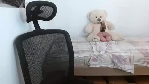 Snapshot of bonni_blonde chatting on February 2025 03:40:01 AM Bonnie online show from February 2025 03:40:01 AM