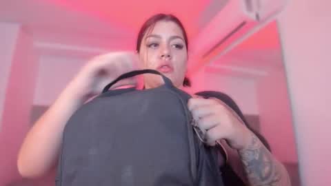 Bonnie  online show from November 2025 11:14:01 AM