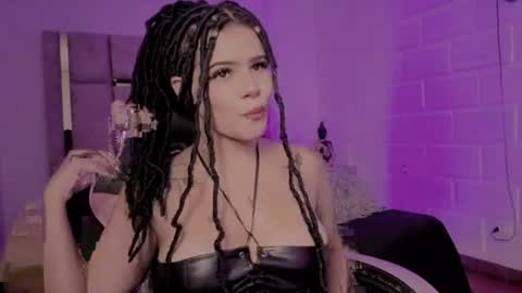 Bonnie Anderson  online show from July 2026 08:44:02 PM