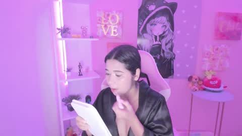 Bonnie online show from February 2025 12:37:01 PM