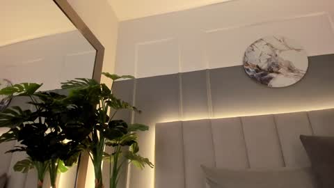 Bonnie online show from January 2025 01:48:02 AM