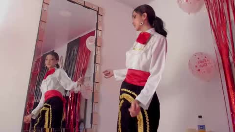   online show from February 2025 02:54:02 PM