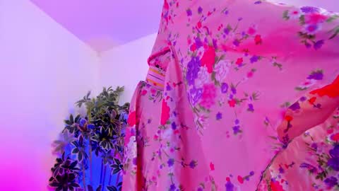   online show from September 2025 12:00:02 AM