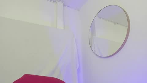   online show from November 2025 12:05:02 AM