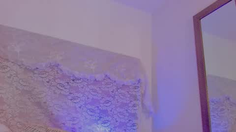 Snapshot of bonniecute_ chatting on May 2026 12:19:02 AM online show from May 2026 12:19:02 AM
