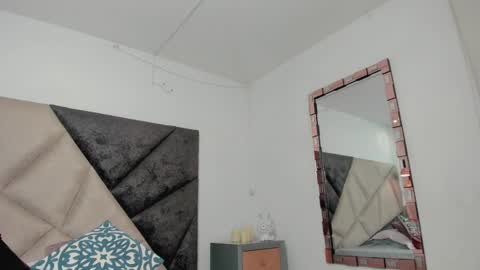 Snapshot of bonniecute_ chatting on June 2026 12:01:02 AM online show from June 2026 12:01:02 AM
