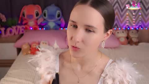 Snapshot of bonniedry chatting on September 2025 01:07:02 AM Emma online show from September 2025 01:07:02 AM