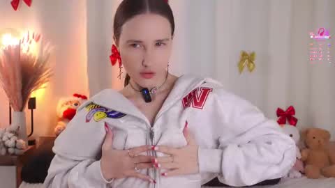 Snapshot of bonniedry chatting on February 2026 01:13:01 AM Emma online show from February 2026 01:13:01 AM