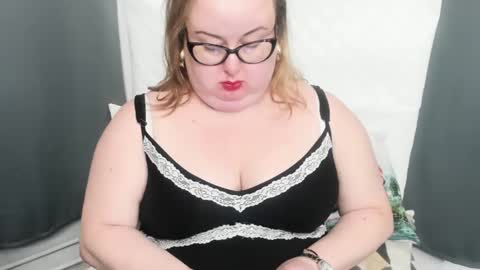 Snapshot of bonnieshining chatting on December 2024 08:44:02 AM Bonnie online show from December 2024 08:44:02 AM