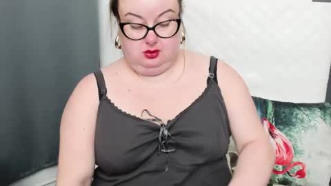 Snapshot of bonnieshining chatting on December 2024 08:18:01 AM Bonnie online show from December 2024 08:18:01 AM