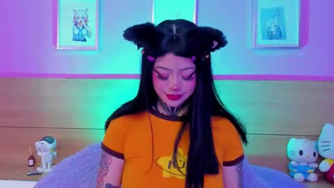 bonnievelvet online show from February 2026 12:15:01 PM