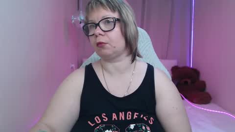 bonnnyboobsy online show from May 2026 12:01:01 PM