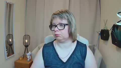 bonnnyboobsy online show from May 2026 12:04:02 PM