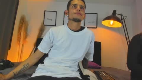 bonny_and_carrot online show from June 2026 07:11:01 PM