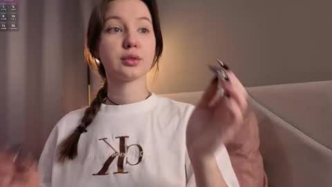 Snapshot of bonnyflower chatting on October 2025 09:17:04 AM Eva online show from October 2025 09:17:04 AM