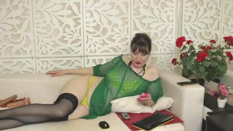 Snapshot of bonnysquirts chatting on May 2026 06:53:02 AM Bonny online show from May 2026 06:53:02 AM