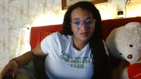 Queen Bon Vivantt online show from February 2025 10:43:02 PM